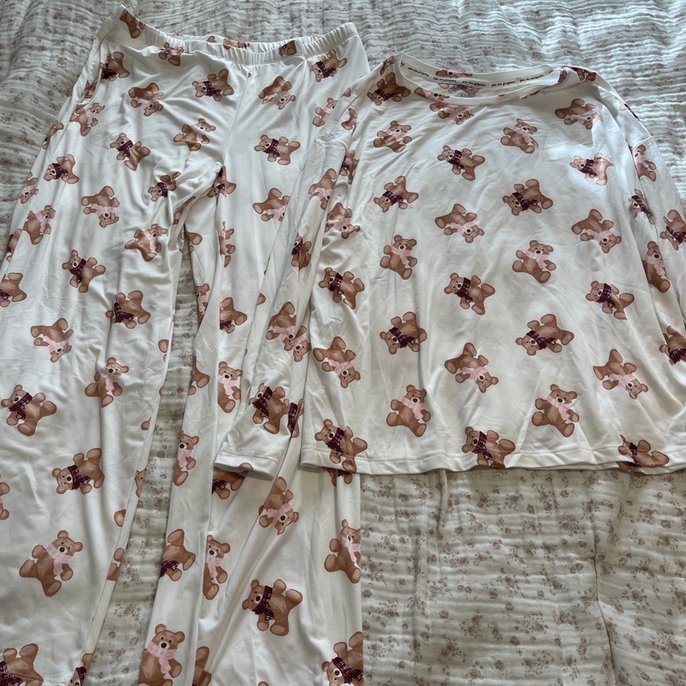 Women's White Teddy Bear Print Pajama Set
